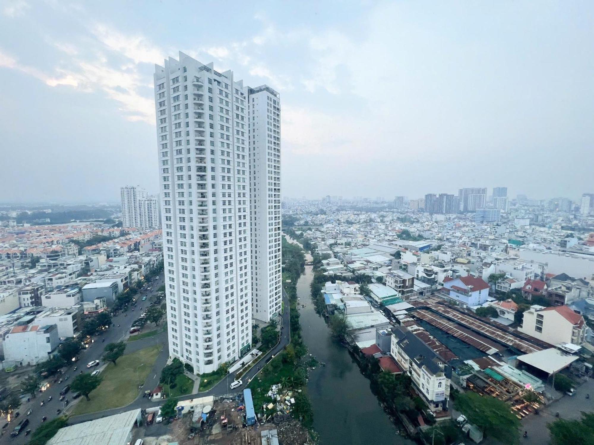 Apartment Cityview - Sunrise Quan 7 *