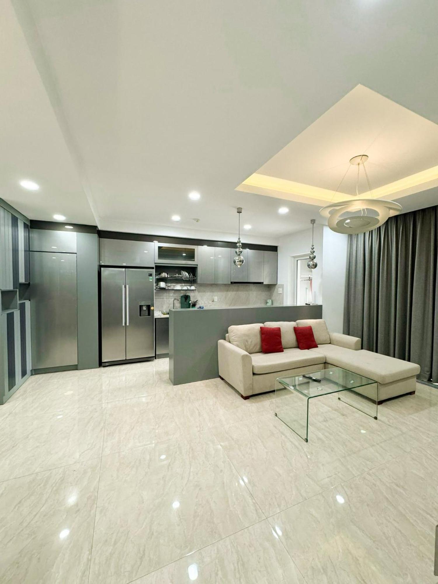 Apartment Cityview - Sunrise Quan 7 *